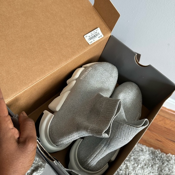 Balencienga shoe wore it once.. - Picture 3 of 12